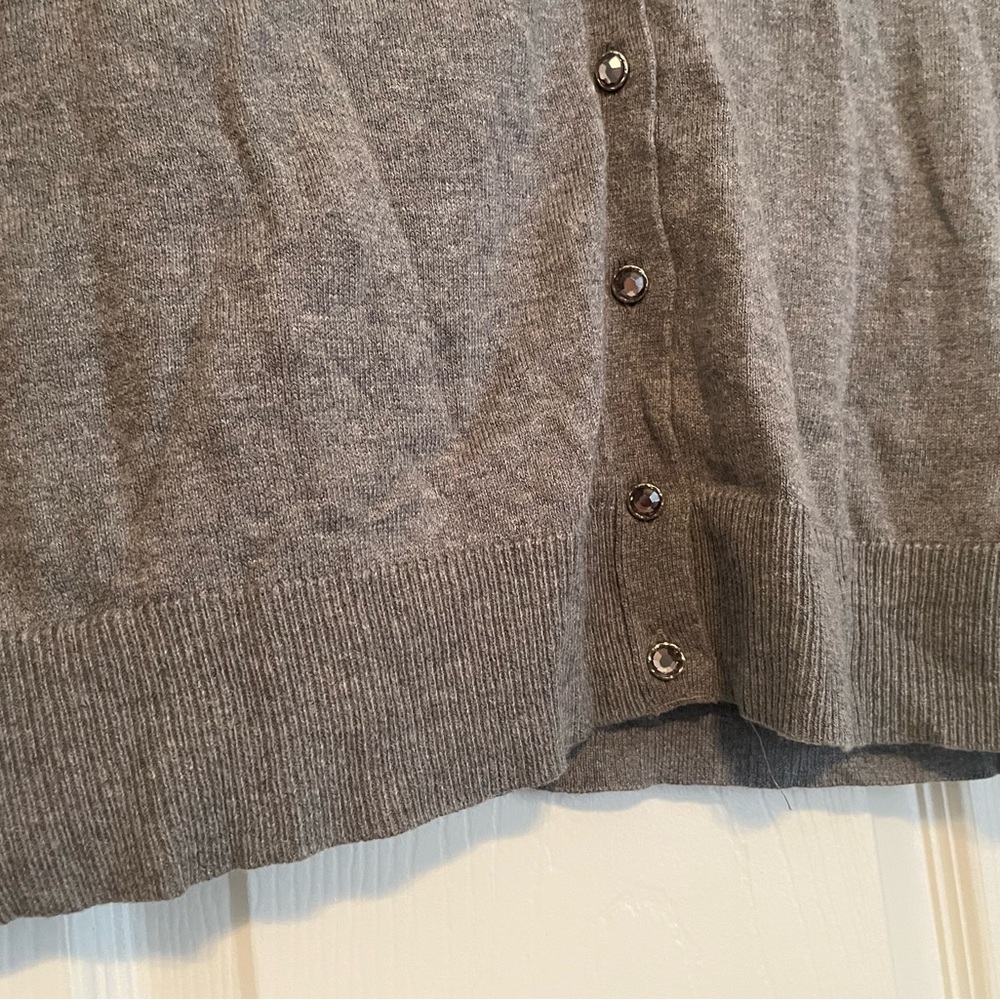 NWT NY&C buttoned cardigan with jeweled button closures - Picture 3 of 6